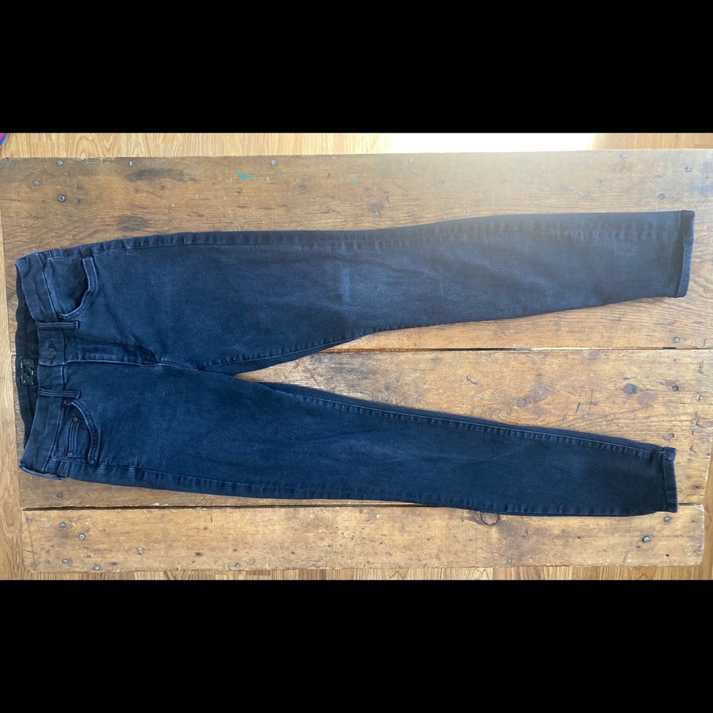 MOTHER Jeans. High rise.  The looker, size 26.